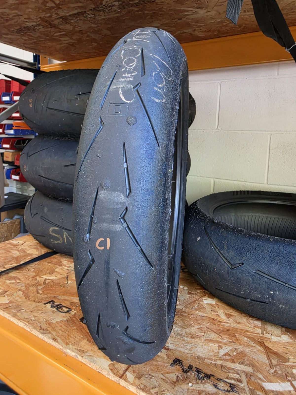 Pirelli Diablo Supercorsa SC1 V4 120/70-17 part worn front BSB scrub tyre