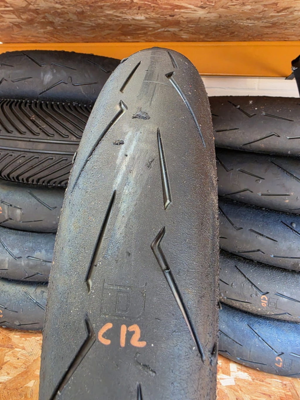 Pirelli Diablo Supercorsa SC1 V4 120/70-17 Grade A worn front BSB scrub tyre