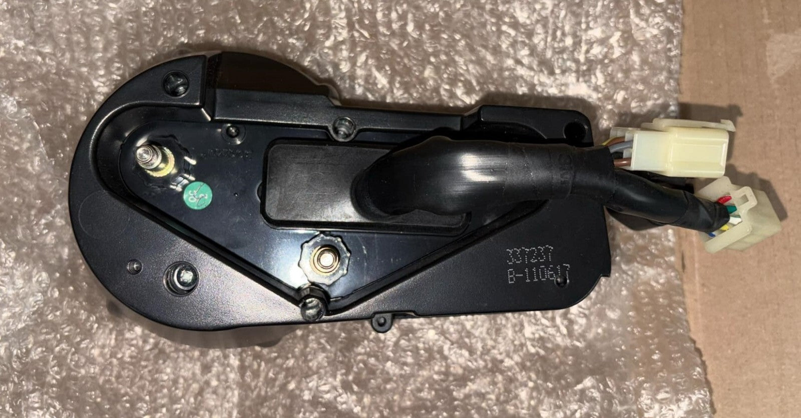 Unused Genuine Keeway Speedometer Clock Assembly, for RKV 125 - 70000K690000