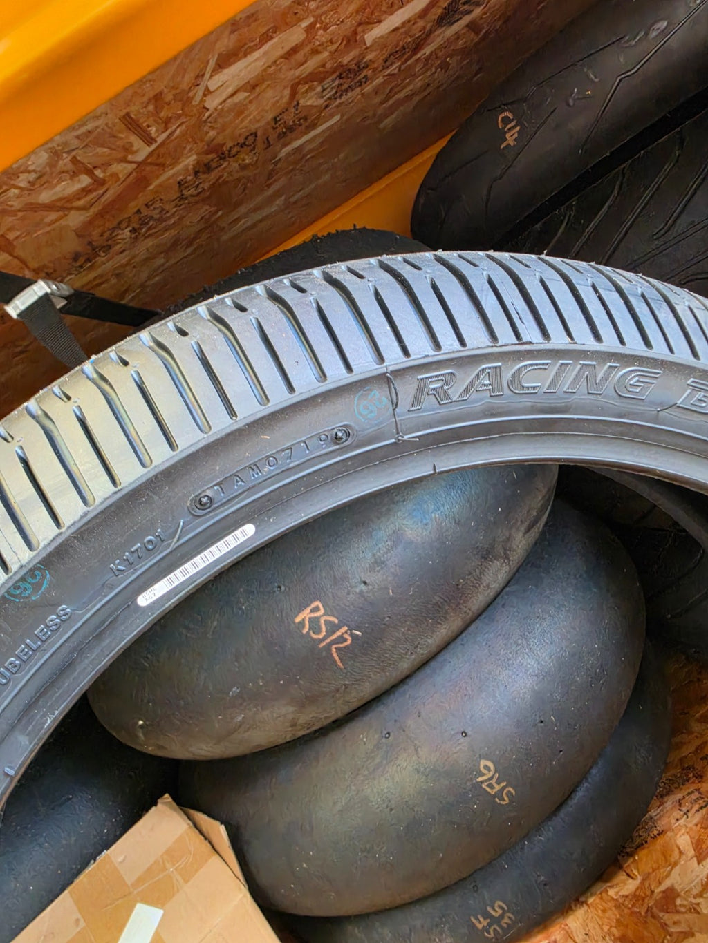 Bridgestone Motorcycle Wet Tyres 120/70 17 + 190/55 17 New Unused Race Wet Set