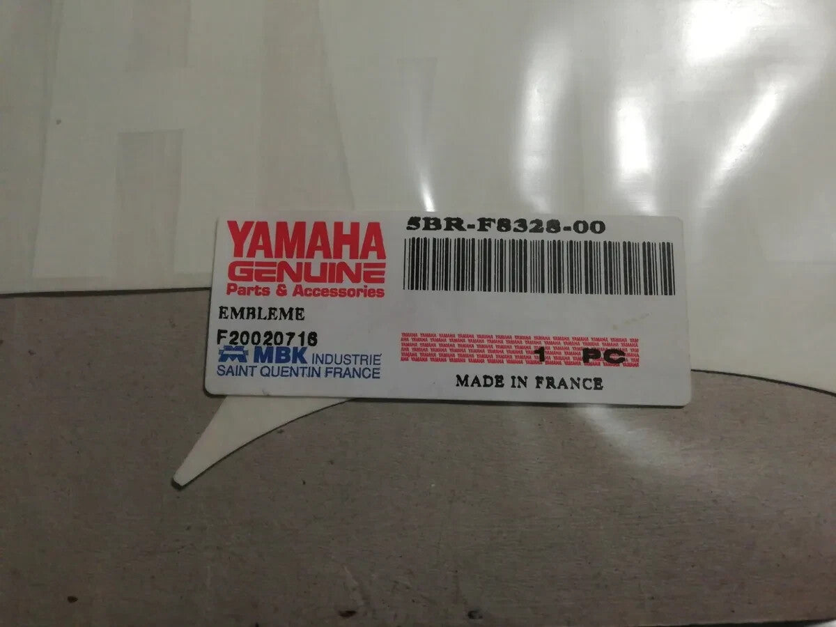 Genuine White Yamaha Sticker Decal Emblem YQ100 / YQ50 AEROX 00-12, 5BR-F8328-00