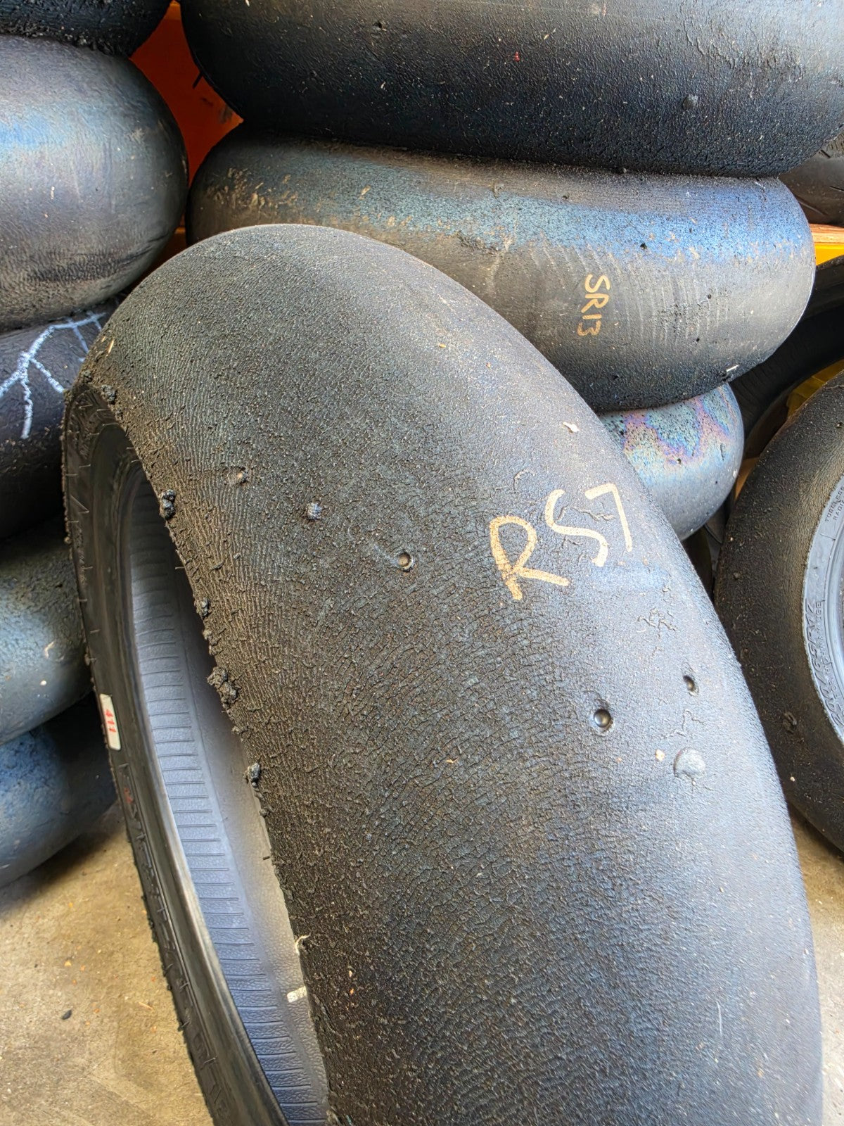 Pirelli Diablo Superbike SC1 200/60-17 Used BSB Scrub Motorcycle Tyre - RS7