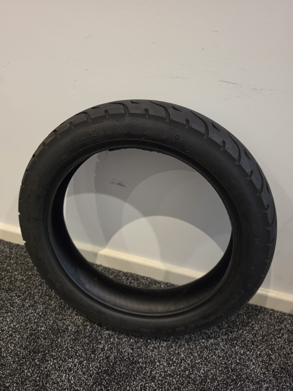 90/90/14 YUANXING PART WORN MOTORCYCLE TYRE