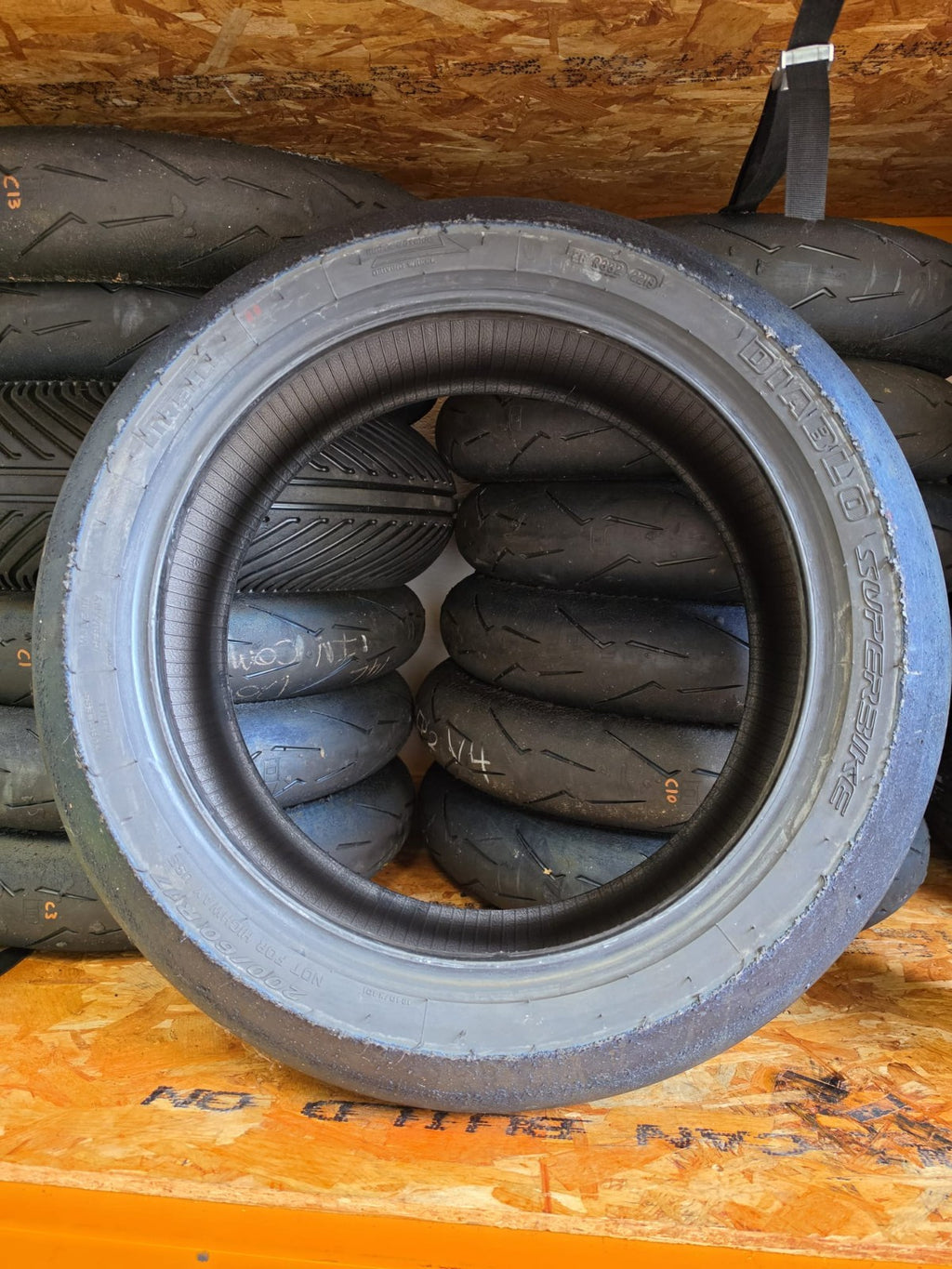 Pirelli Diablo Superbike SC1 200/60-17 Used BSB Scrub Motorcycle Tyre - SR5