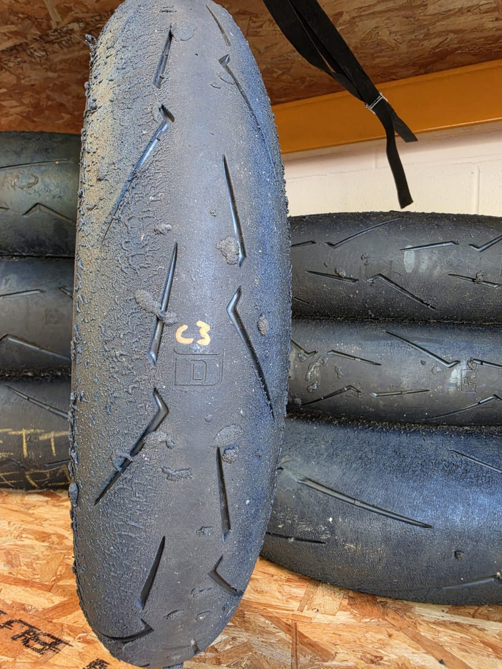 Pirelli Diablo Supercorsa SC1 V4 120/70-17 part worn front BSB scrub tyre