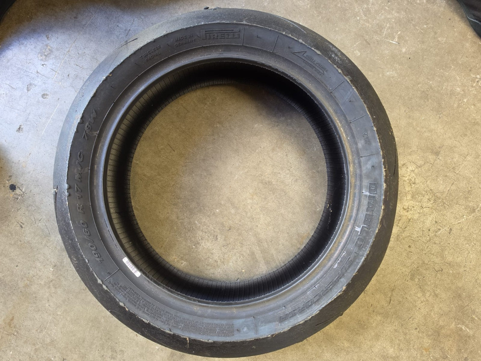 Pirelli Diablo Supercorsa Rear 190/60-17 Part Worn BSB Scub Motorcycle Tyre
