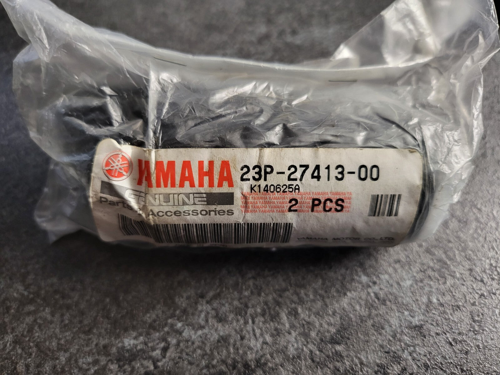 YAMAHA Cover, Footrest, 23P-27413-00 OEM XT1200