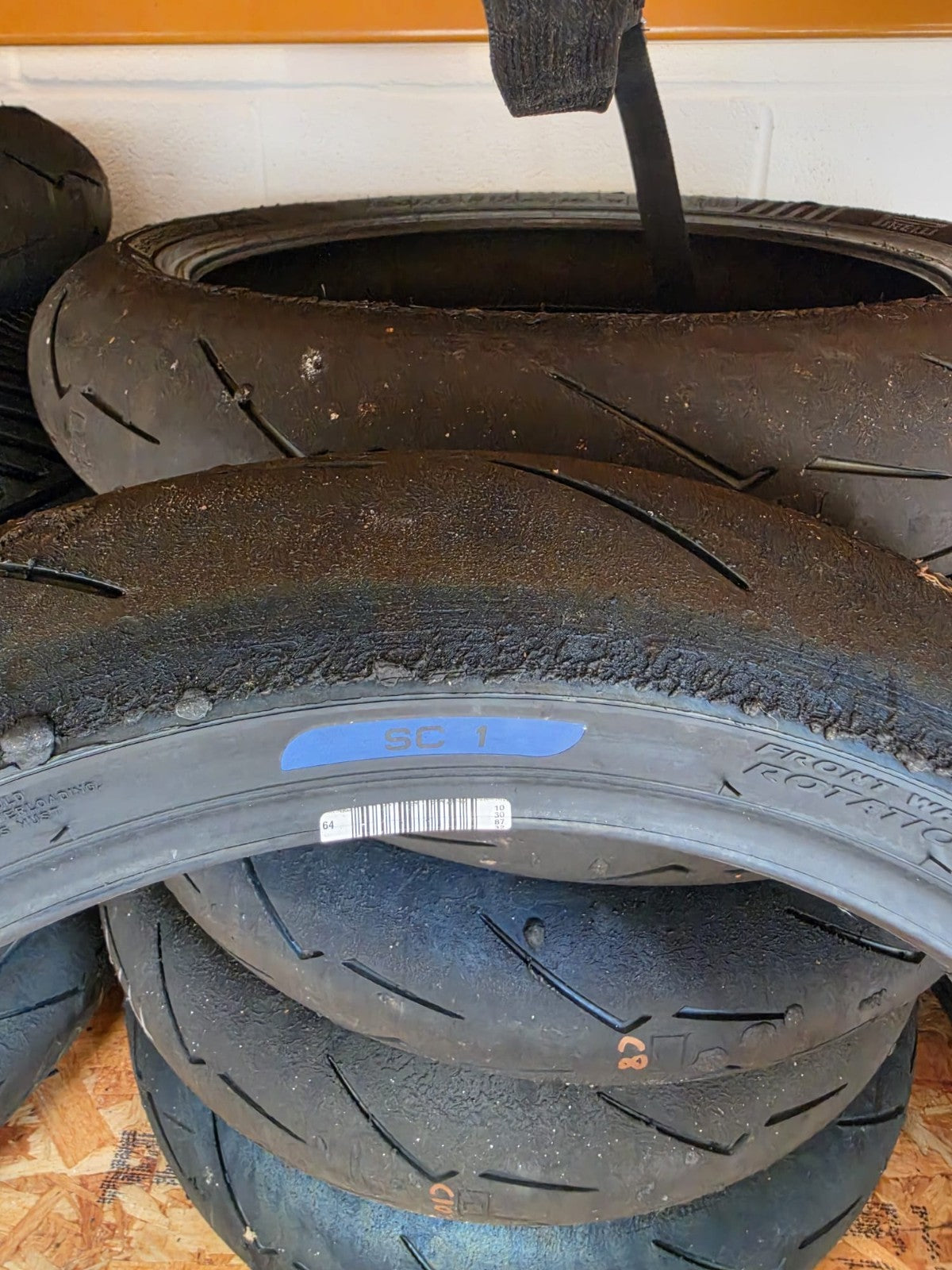 Pirelli Diablo Supercorsa SC1 V4 120/70-17 Grade A worn front BSB scrub tyre