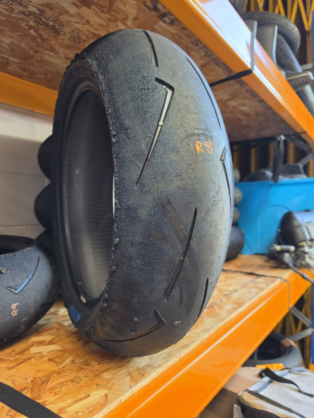 Pirelli Diablo Supercorsa Rear SC1 200/60-17 V4 Part worn scub motorcycle tyre