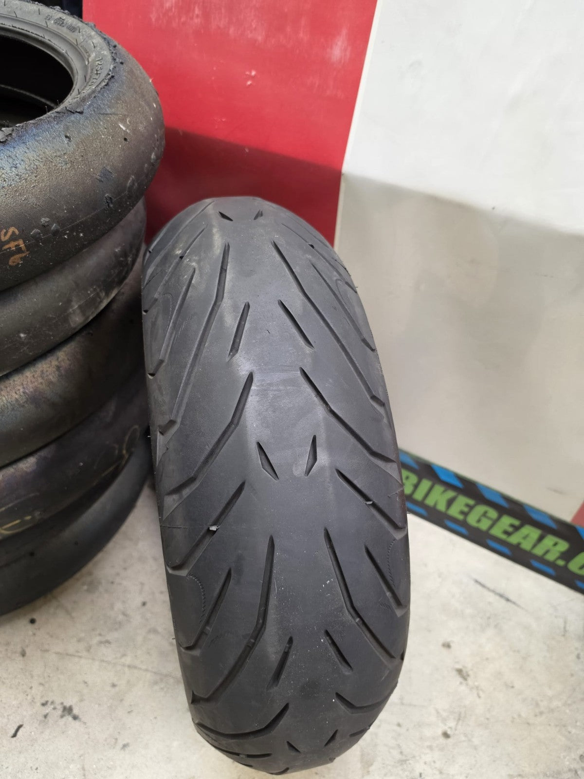 Pirelli Angel ST 180/55 17 rear motorcycle tyre- used, good condition tyre