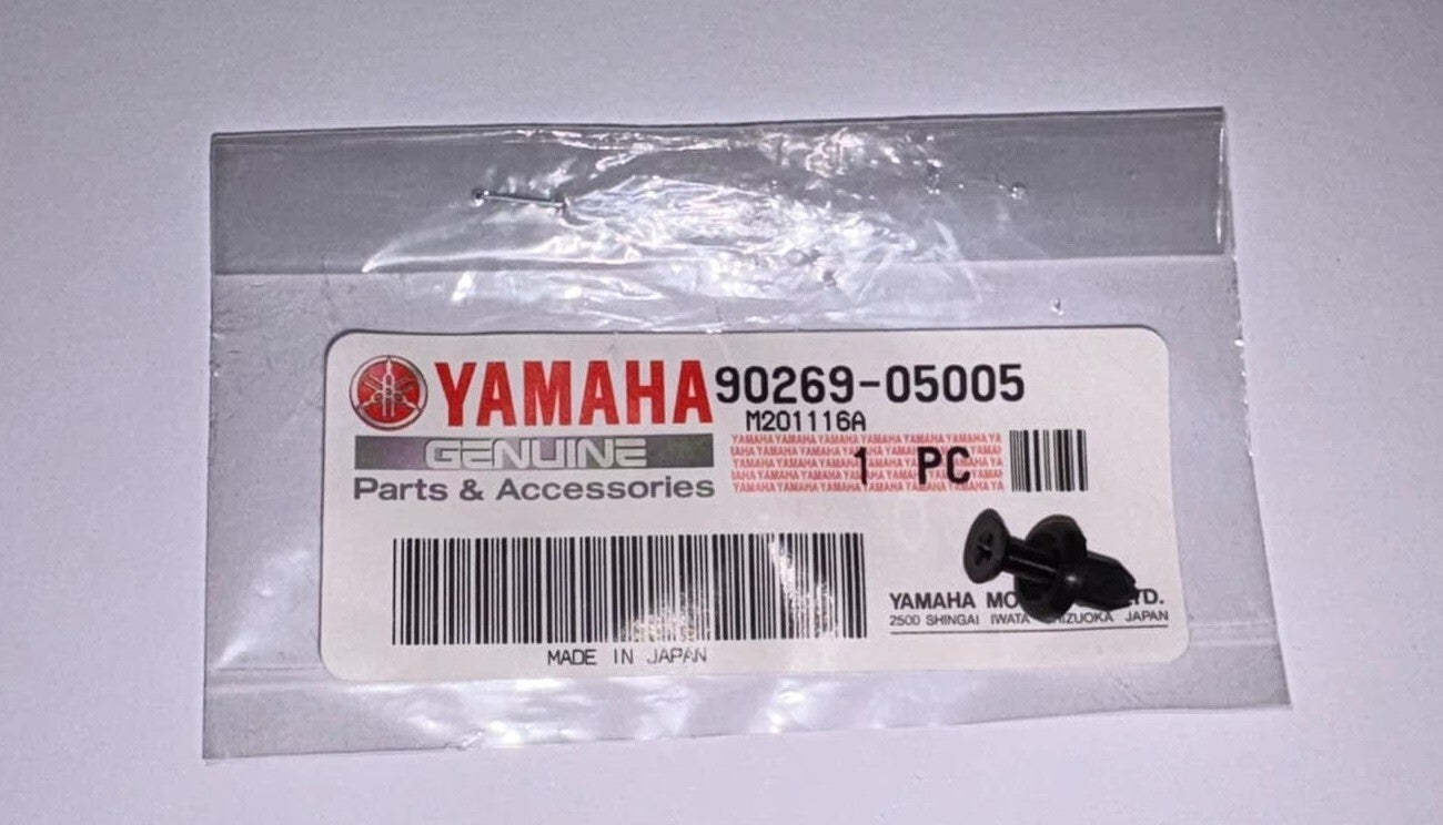 Genuine Yamaha Side Cover Rivet YZF-R1, MT-09, XVS1300 - 90269-05005-00