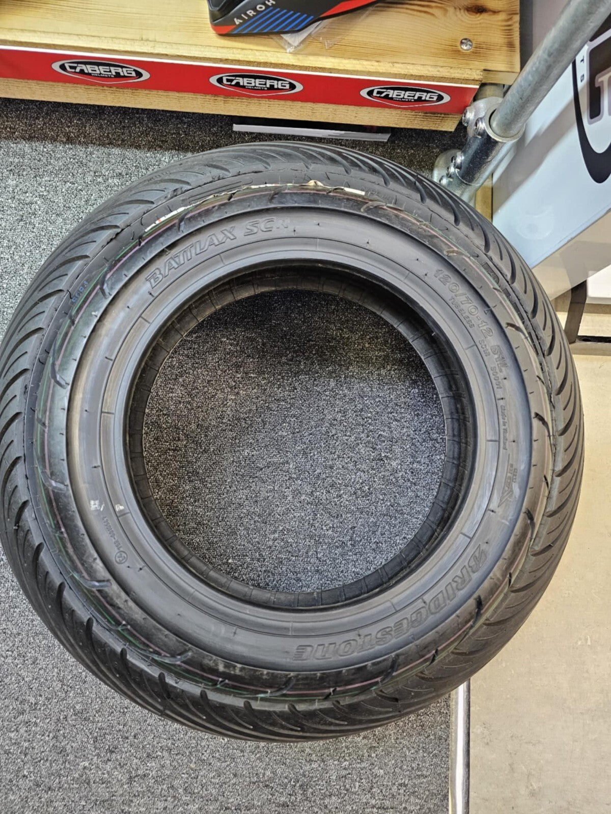Ex Showroom Single Unused Bridgestone Battlax SC Tubeless Rear Tyre 120/70-12