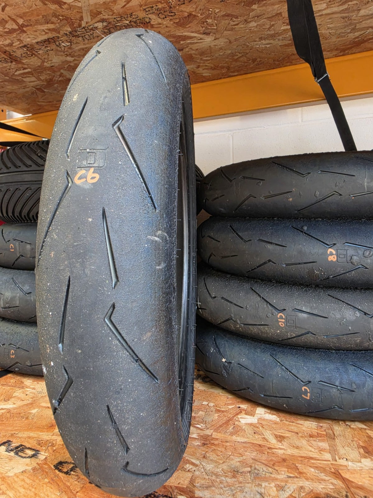 Pirelli Diablo Supercorsa SC1 V4 120/70-17 part worn front BSB scrub tyre