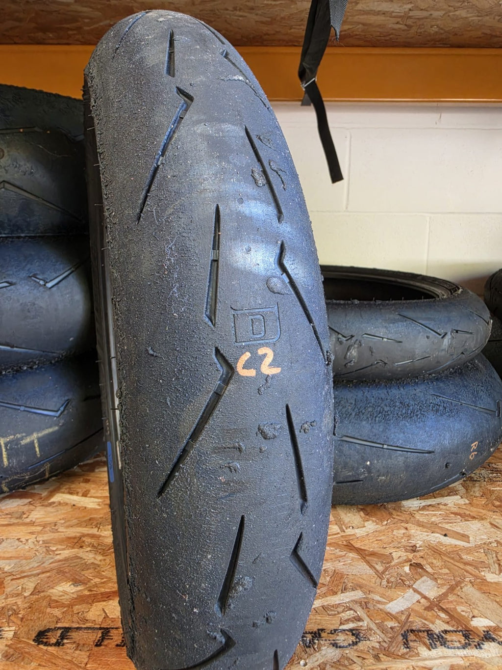 Pirelli Diablo Supercorsa SC1 V4 120/70-17 part worn front BSB scrub tyre