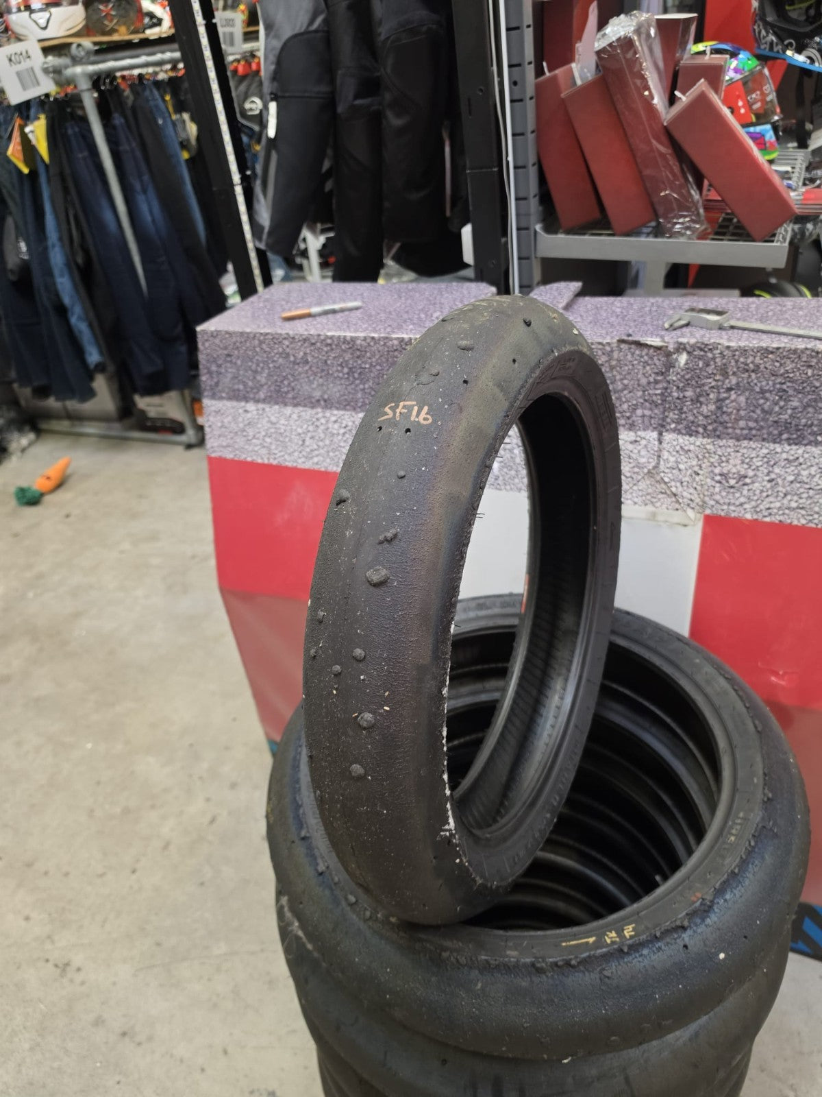 Pirelli Diablo Superbike SC1 125/70-17 Used BSB Scrub Motorcycle Tyre - SF16