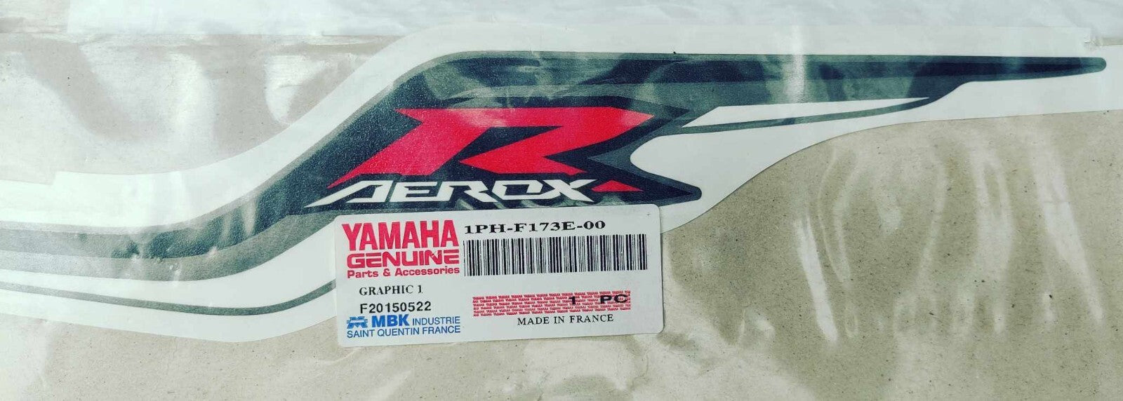Yamaha New Genuine, Left Fairing Tail Decal Stripe Aerox 50 13 15  1PH-F173E-00