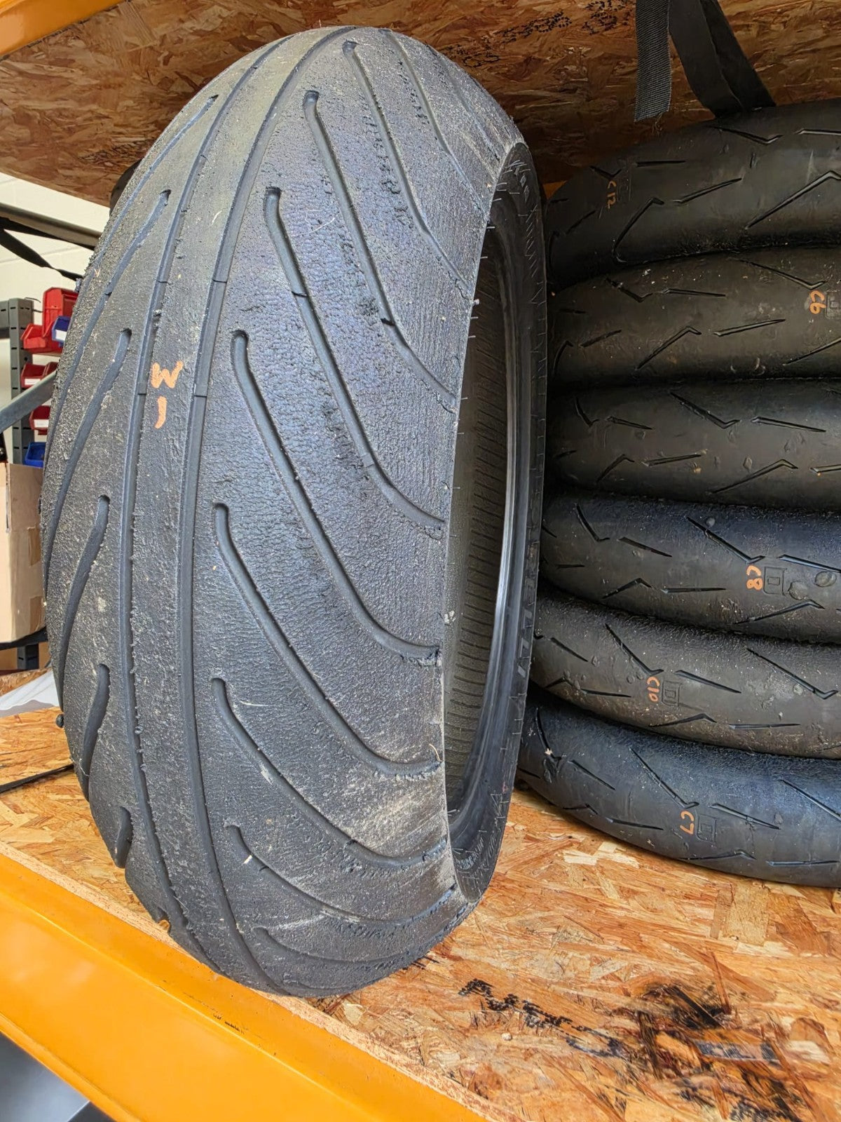 Pirelli Diablo Wet 200/60-17 part worn front BSB scrub tyre