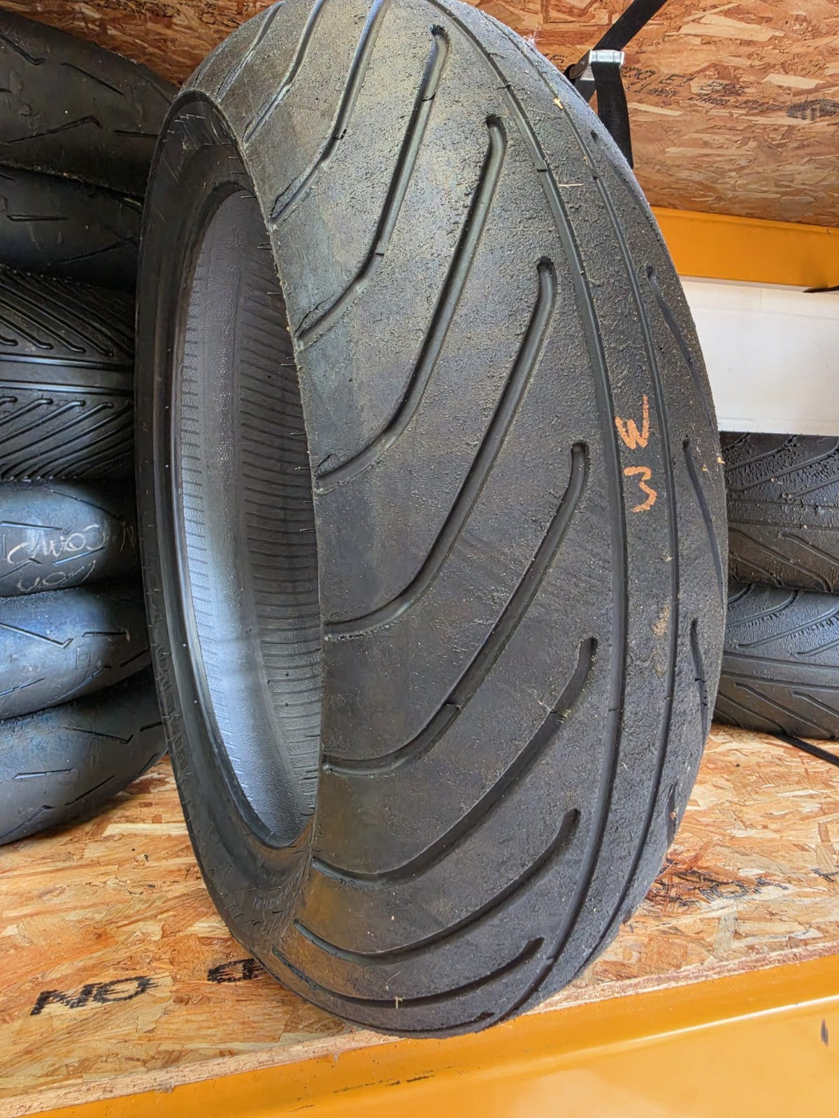 Pirelli Diablo Wet 200/60-17 part worn front BSB scrub tyre 2023