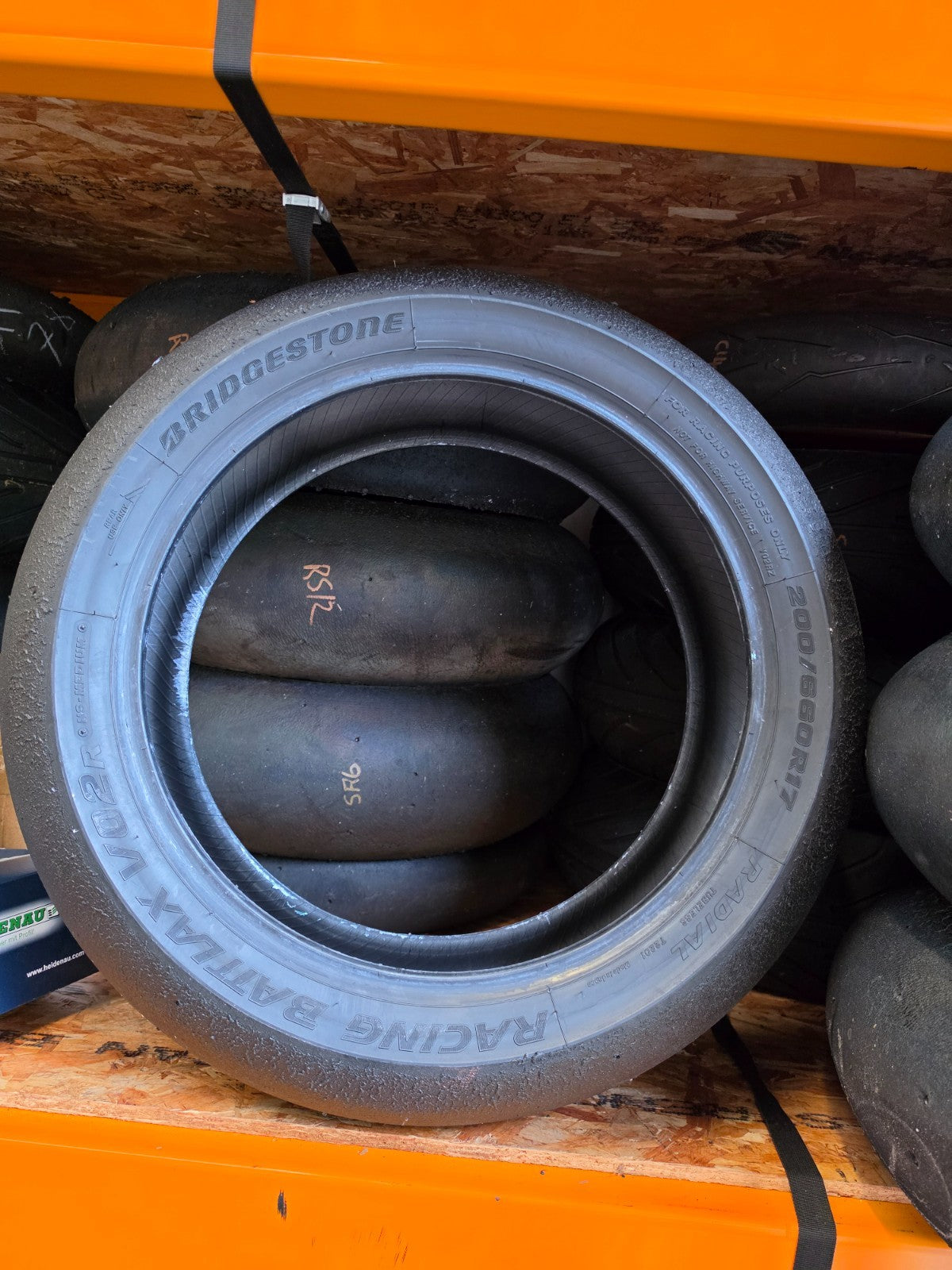 Bridgestone Racing Battlax V02 medium Part worn Rear Racing Slick 200/660- 17