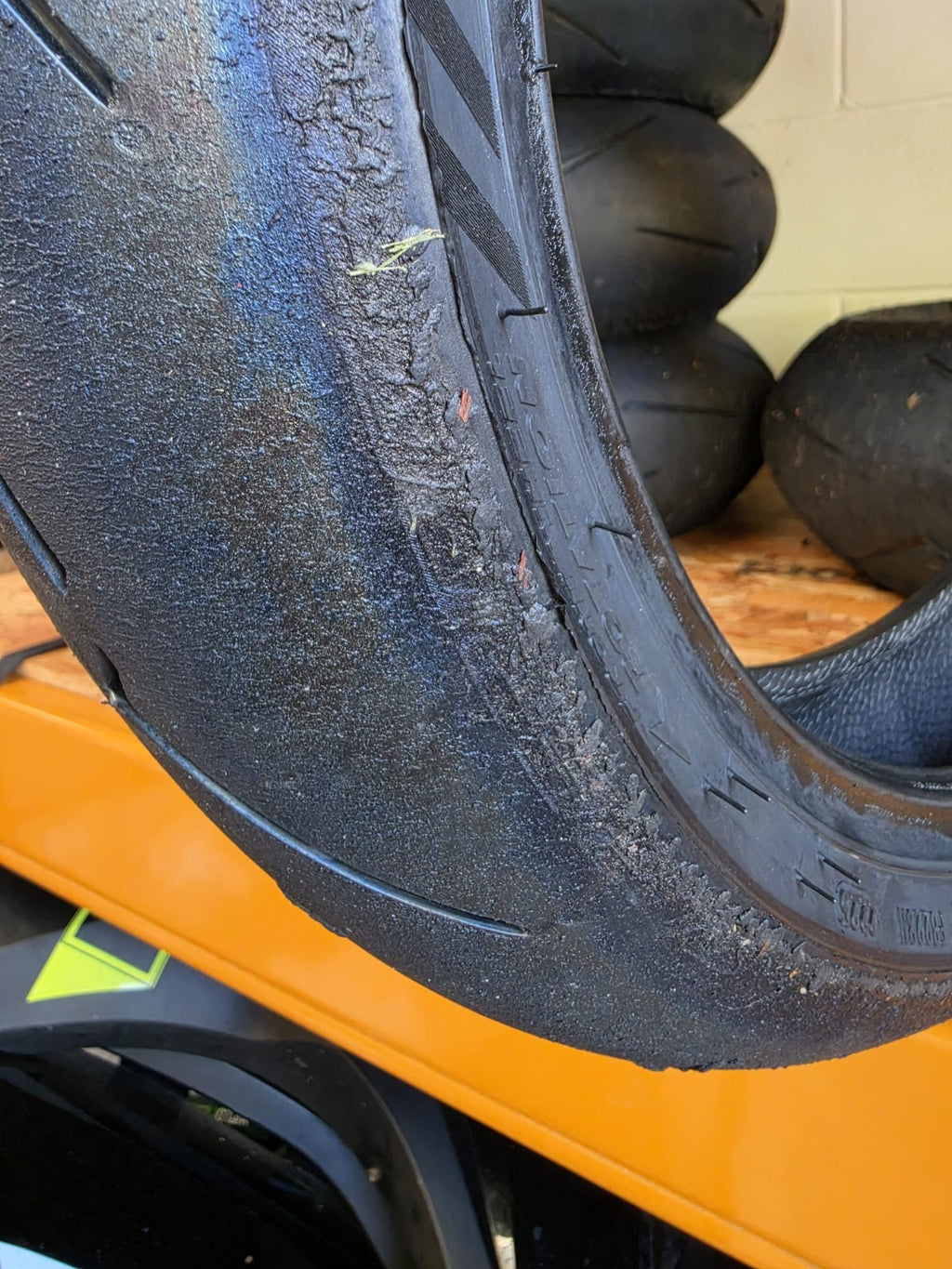 Pirelli Diablo Supercorsa SC1 V4 120/70-17 part worn front BSB scrub tyre