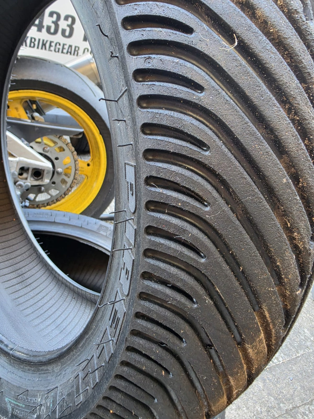 Pirelli Diablo Rain Rear SCR1 Part worn scub motorcycle tyre