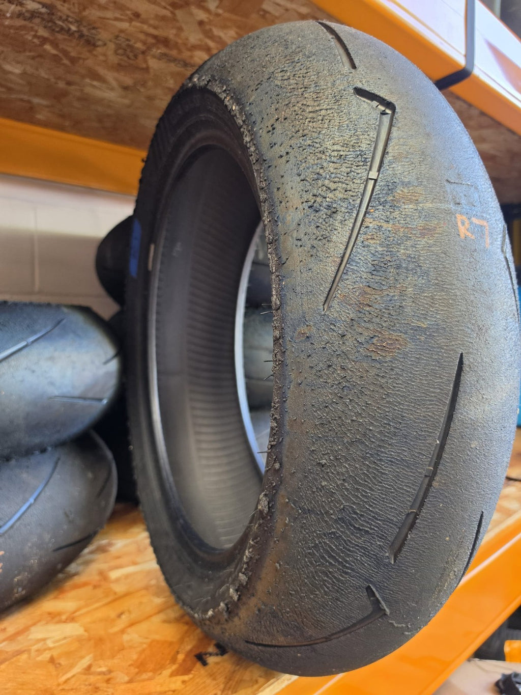 Pirelli Diablo Supercorsa Rear SC1 200/60-17 V4 Part worn scub motorcycle tyre