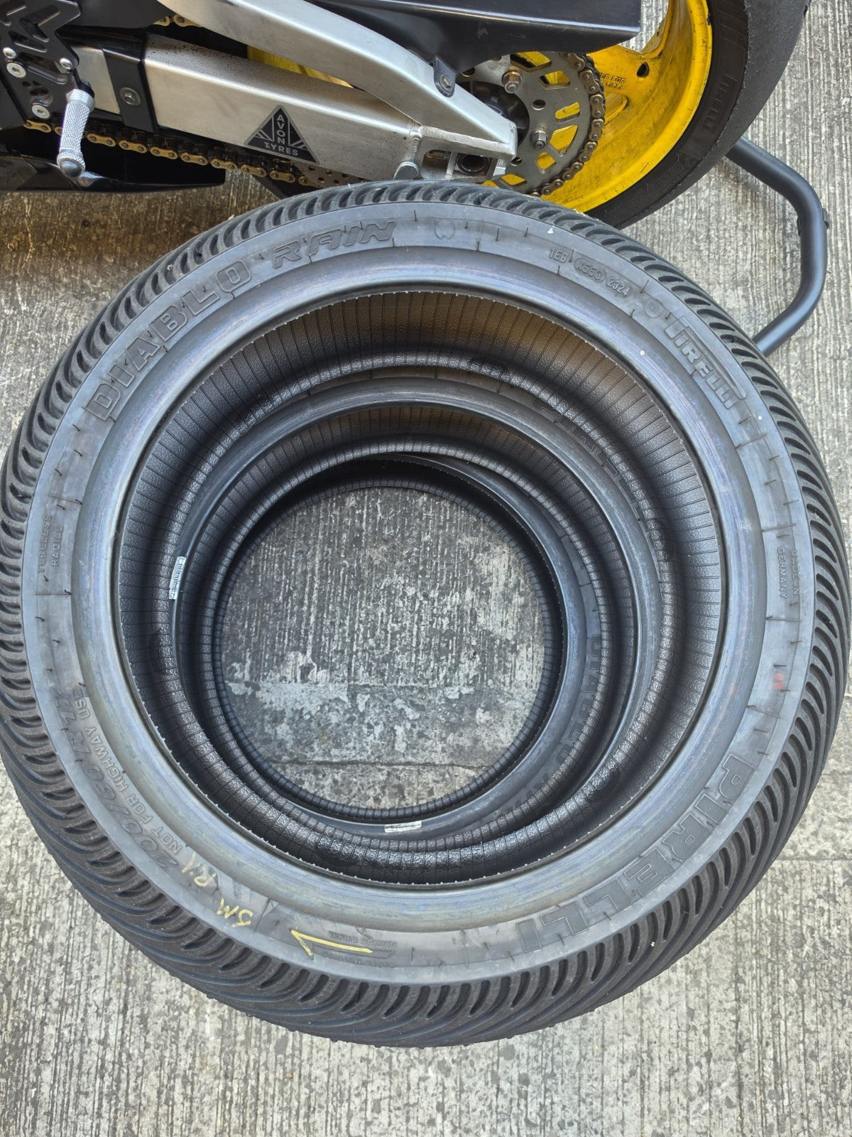 Pirelli Diablo Rain Rear SCR1 Part worn scub motorcycle tyre
