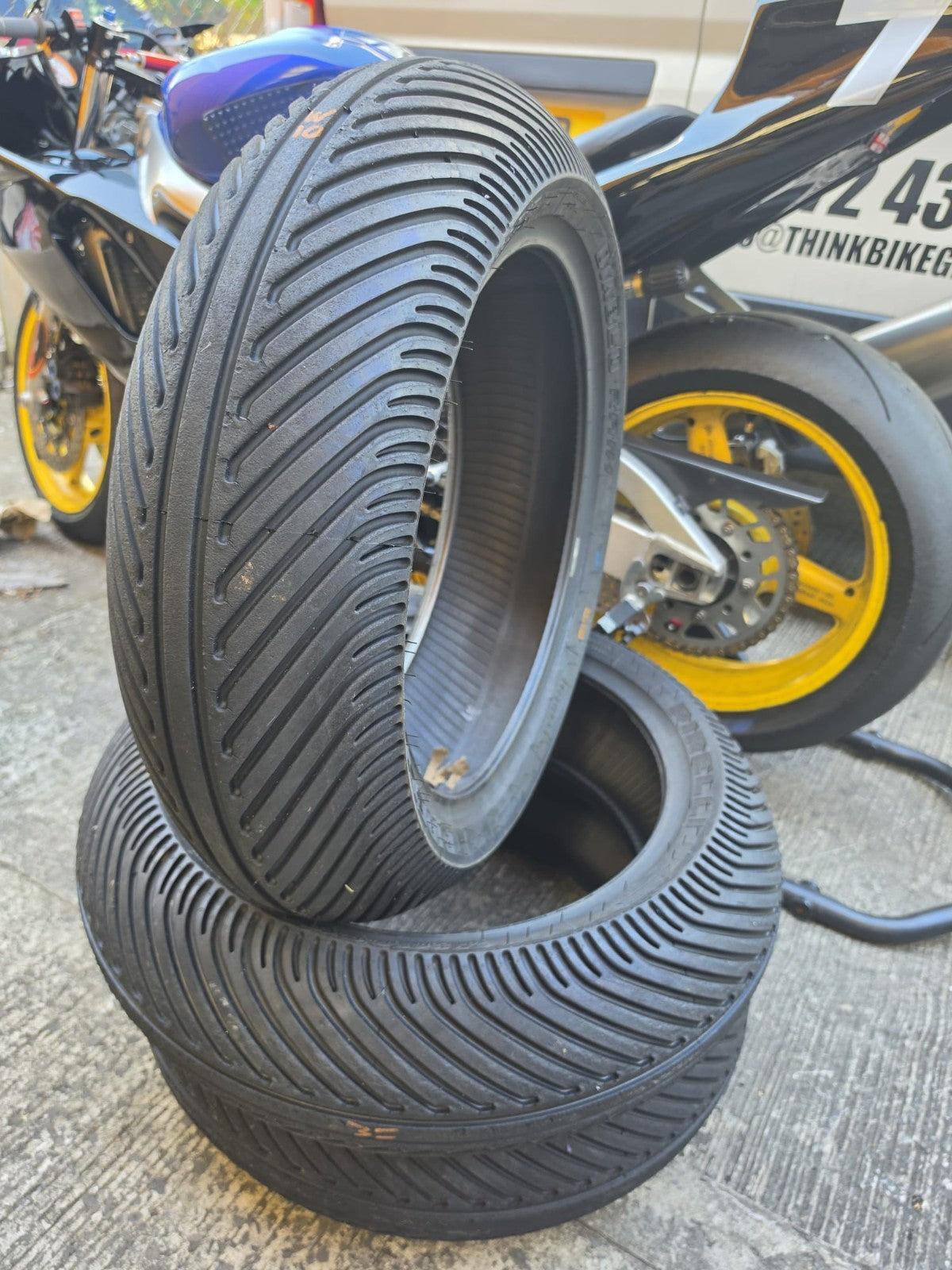 Pirelli Diablo Rain Rear SCR1 Part worn scub motorcycle tyre