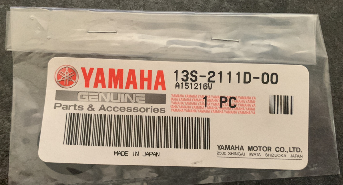 New Genuine YAMAHA Seal 1, YZFR6   13S-2111D-00