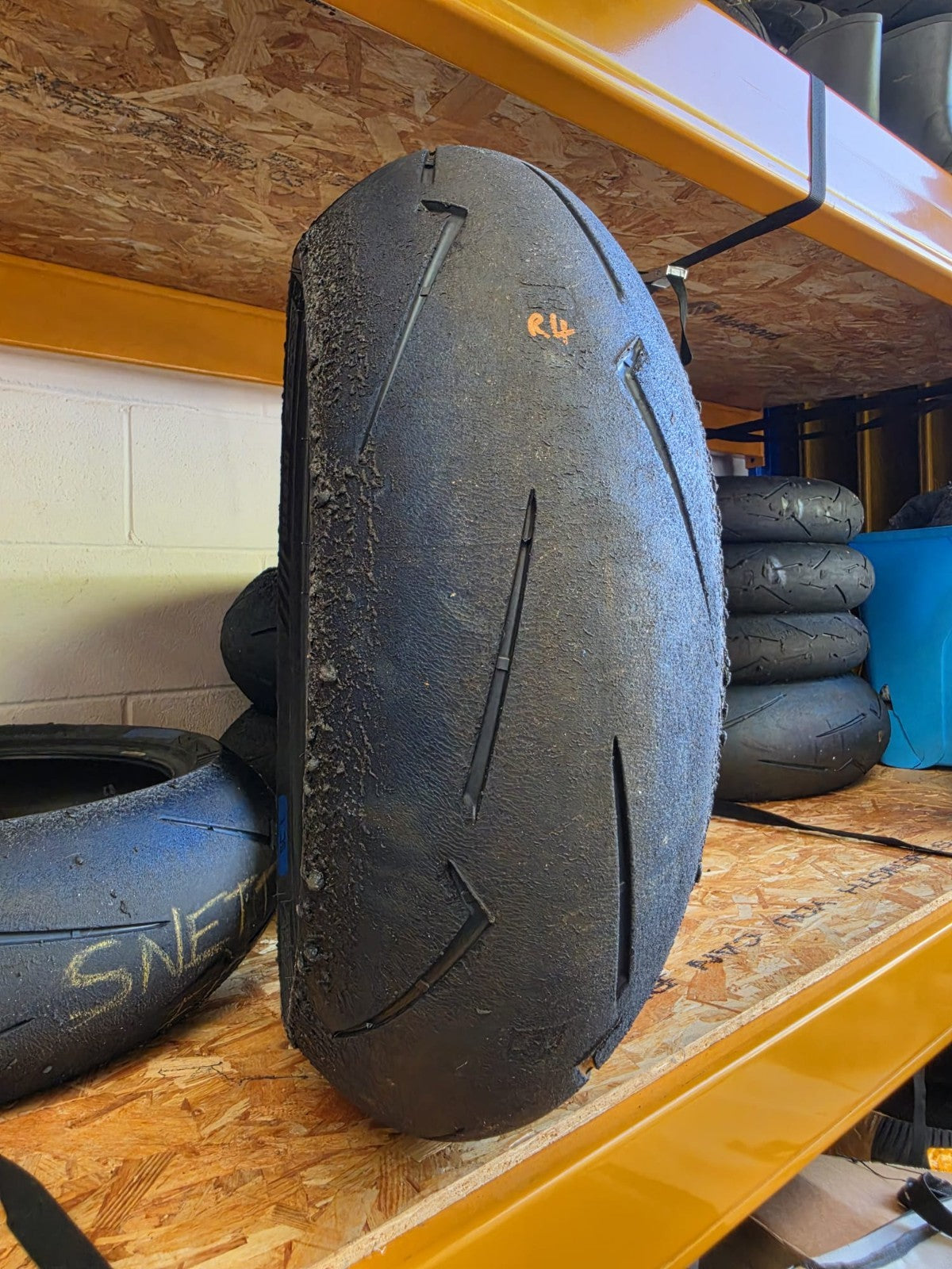 Pirelli Diablo Supercorsa Rear SC1 200/60-17 V4 Part worn scub motorcycle tyre
